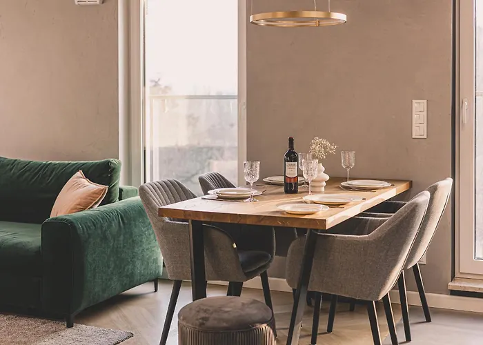 2homerent Mostowa 23 *